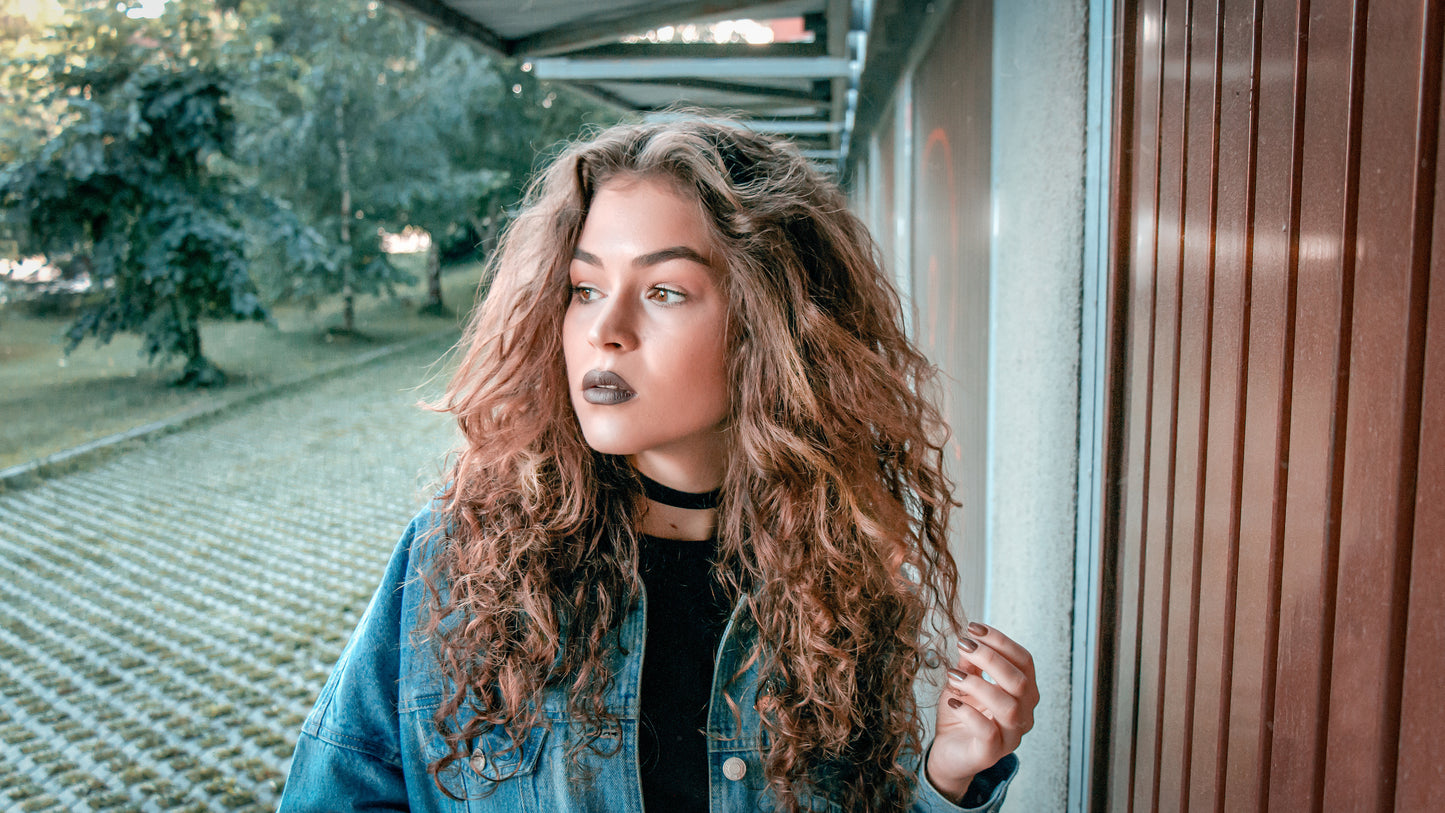 Peigne chauffant 2 en 1 – Lisseur idéal pour tous types de cheveux